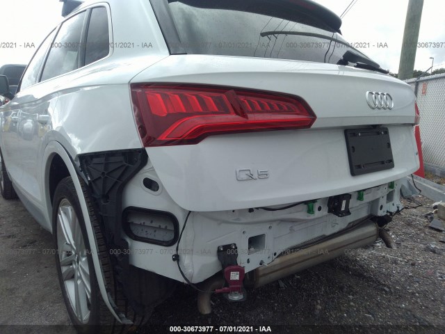 WA1BNAFY2K2084014  audi q5 2019 IMG 5