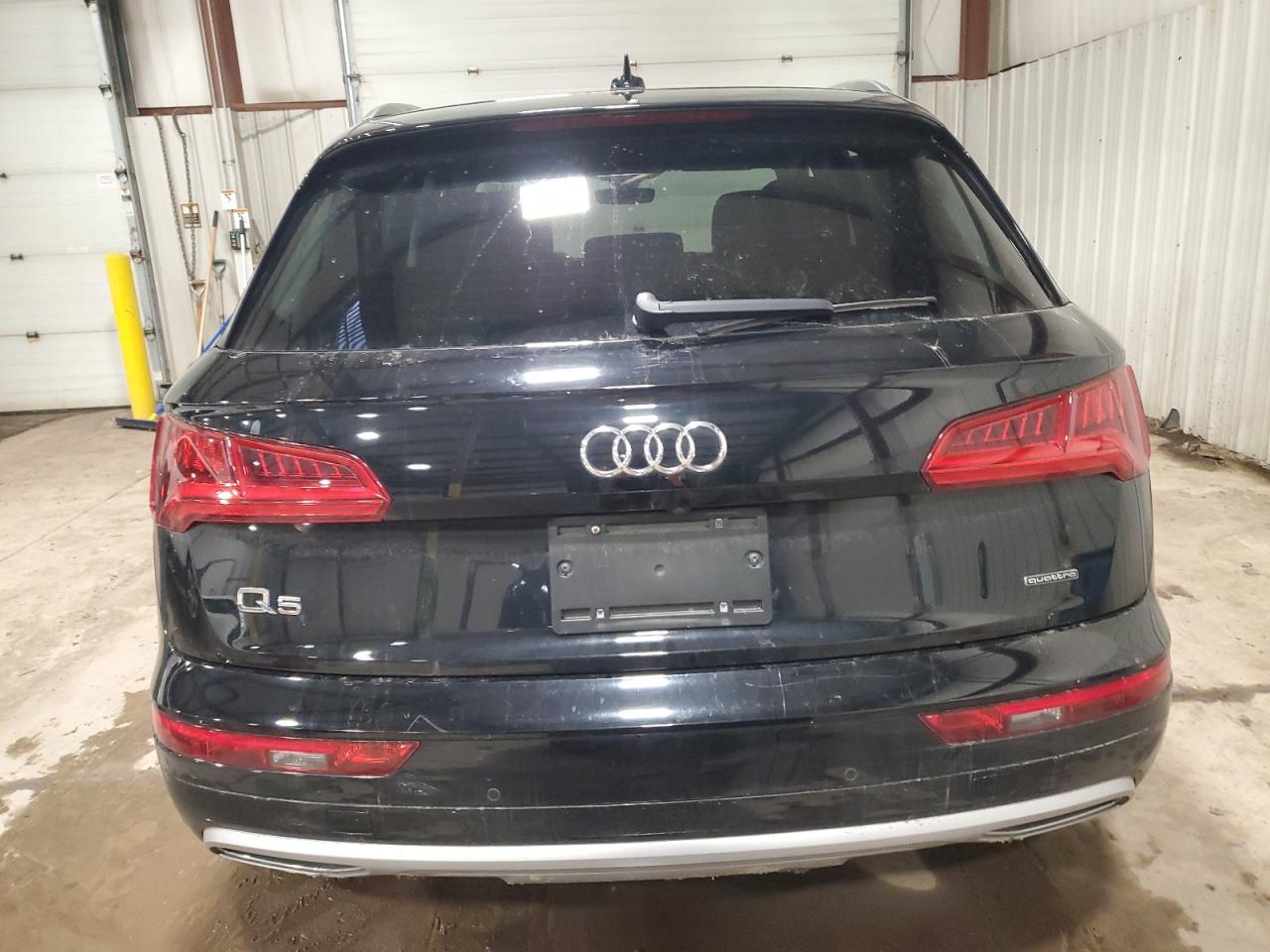 WA1BNAFY2L2037423  audi q5 2019 IMG 5