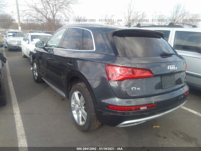 WA1BNAFY5K2051590  audi q5 2019 IMG 2