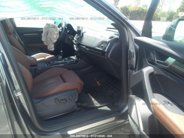 WA1CNAFY2K2089332  audi q5 2019 IMG 4