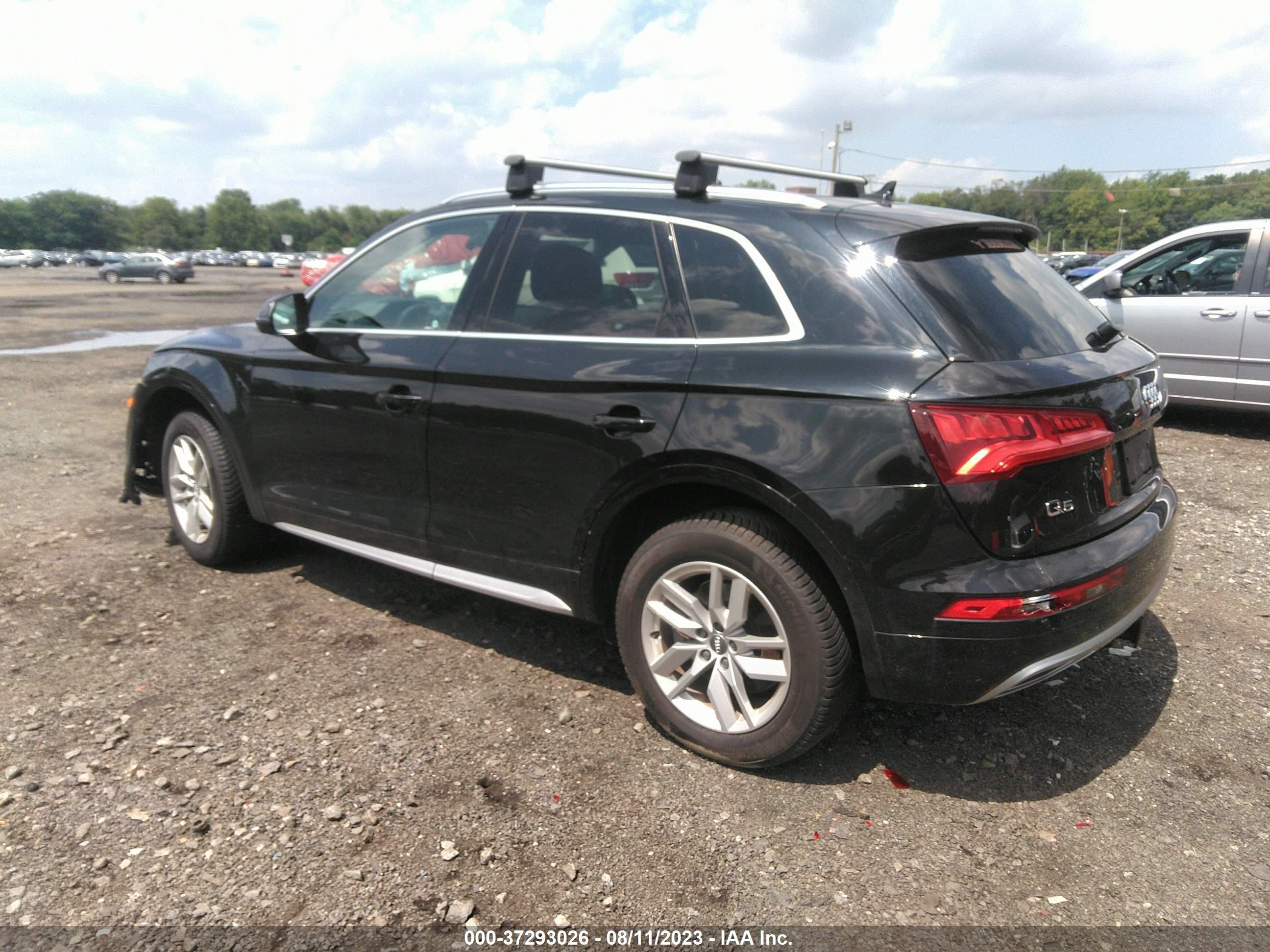 WA1ANAFY9L2074710  audi q5 2020 IMG 2