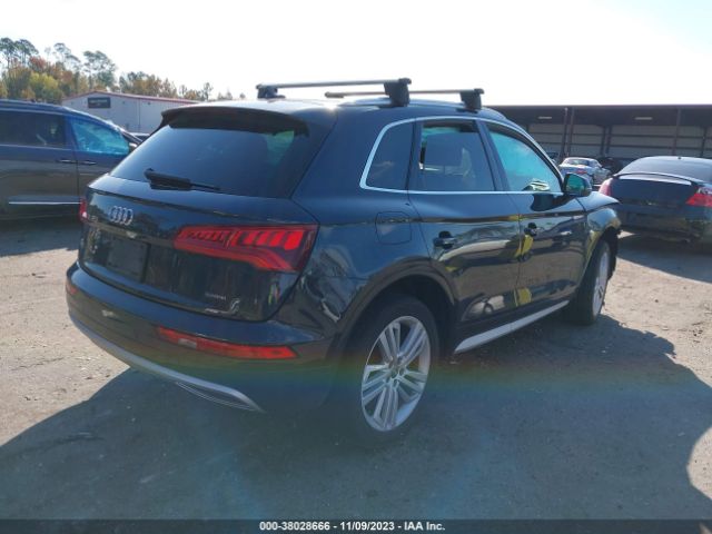 WA1BNAFY6L2075589  audi q5 2020 IMG 3