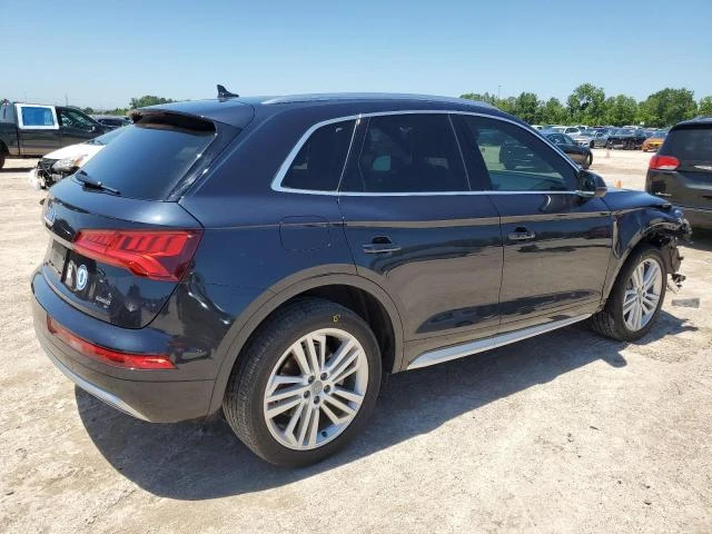 WA1BNAFY7L2098864  audi q5 2020 IMG 2