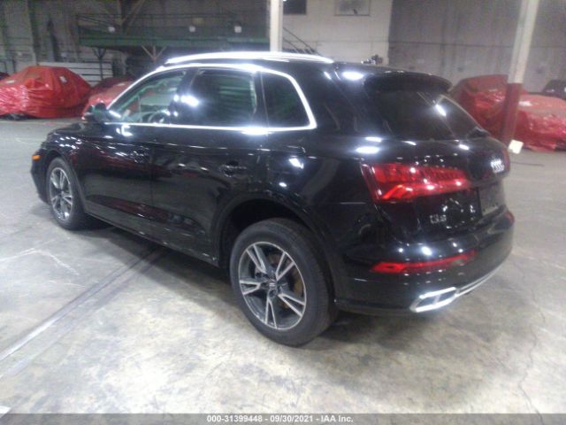 WA1E2AFY0L2054520  audi q5 2020 IMG 2