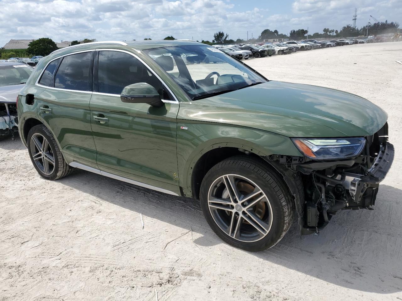 WA1E2AFY1M2000953  audi q5 2020 IMG 3