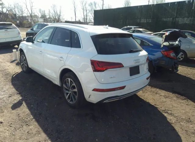 WA1AAAFY5M2067797  audi q5 2021 IMG 2