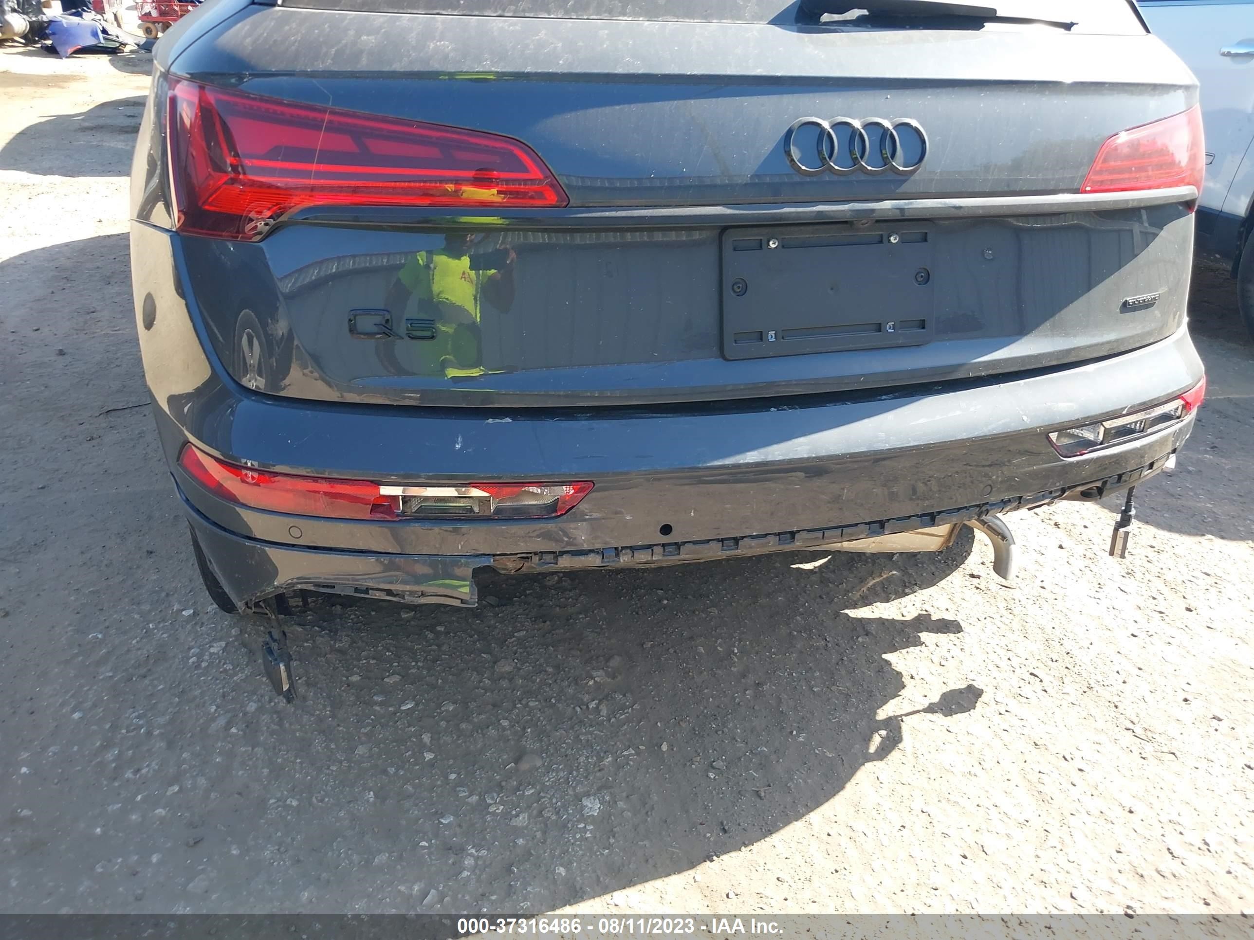 WA1AAAFY6M2058963  audi q5 2021 IMG 5