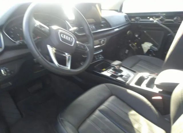 WA1GAAFY0N2008605  audi q5 2022 IMG 4