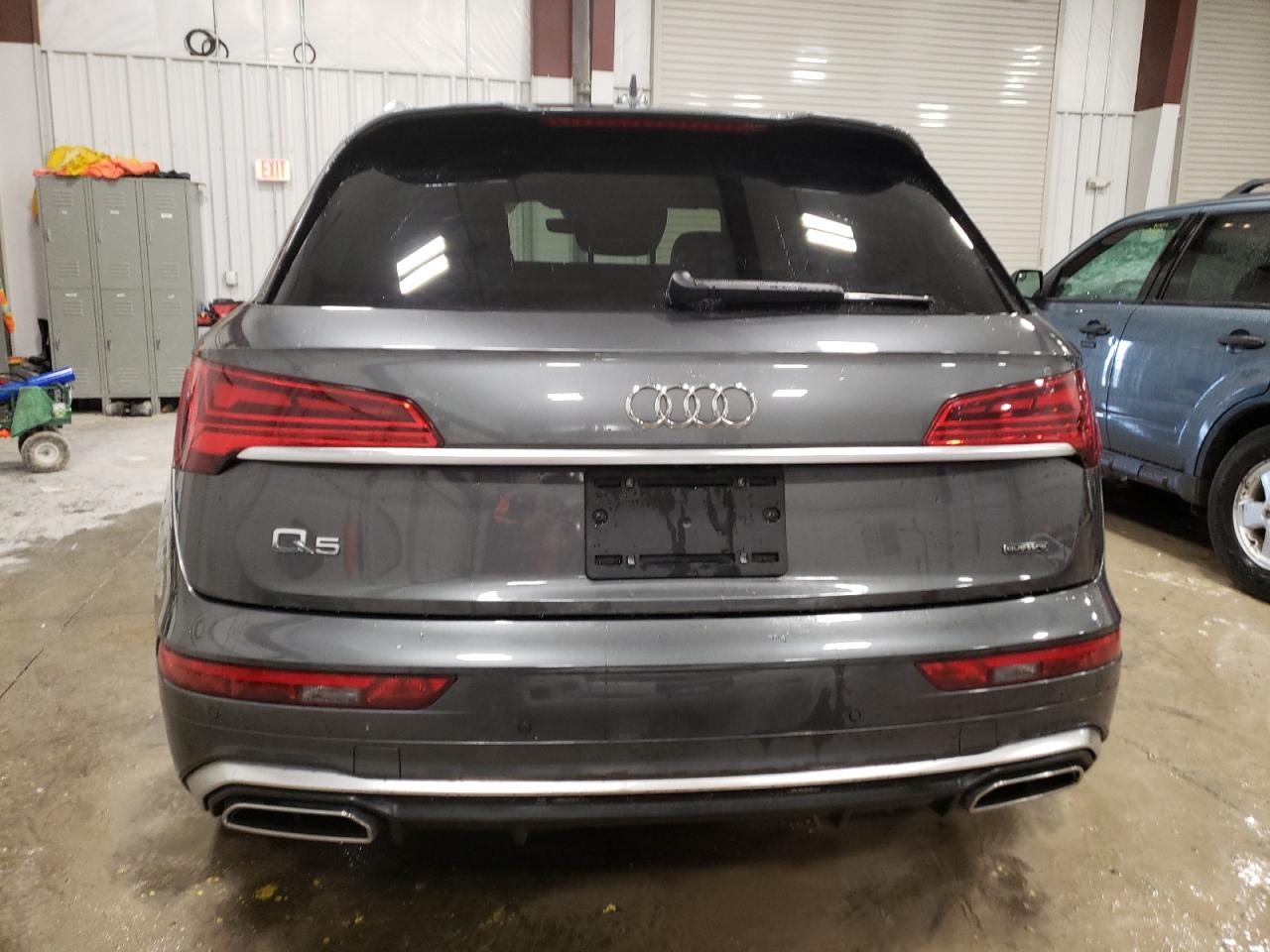 WA1EAAFY7N2076990  audi q5 2022 IMG 5