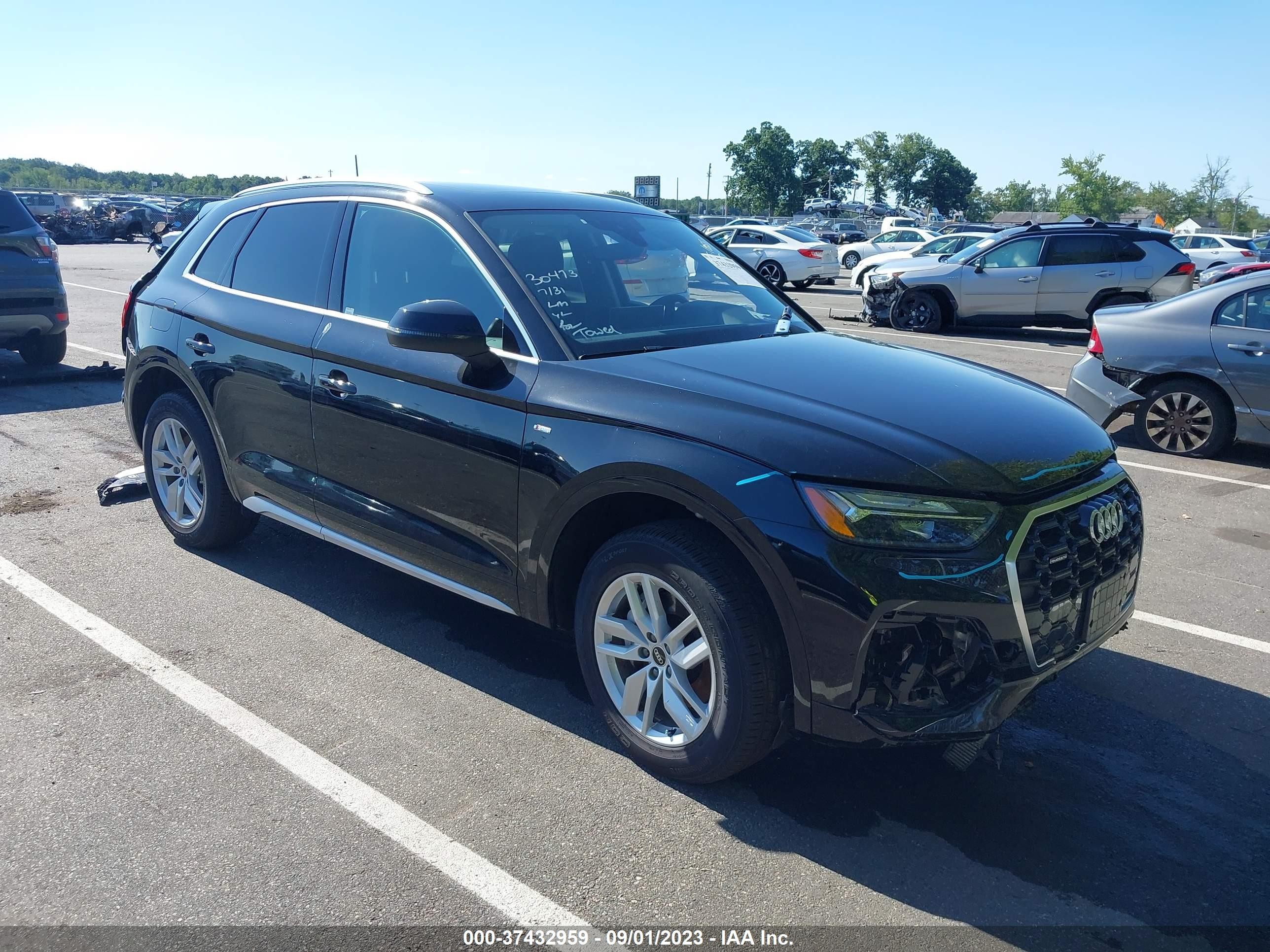 WA1GAAFY1N2106977  audi q5 2022 IMG 0