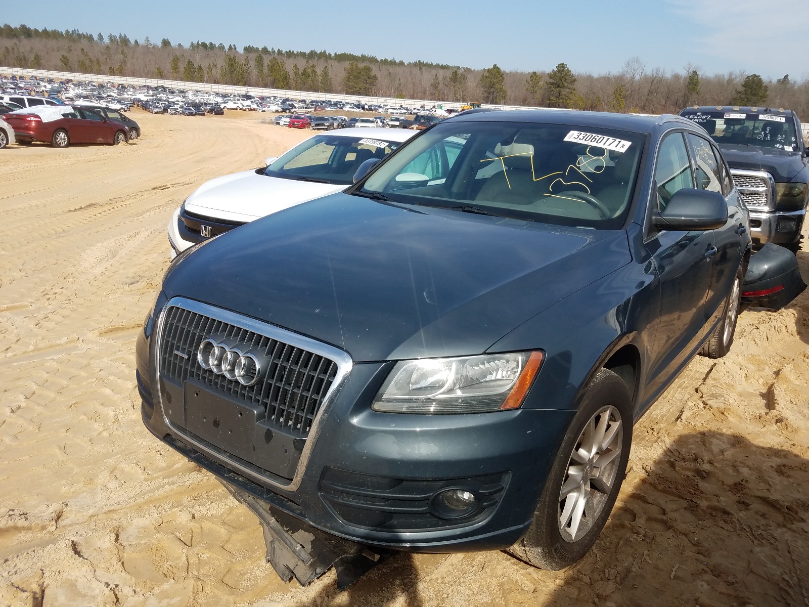 WA1CFAFP8BA024852  audi q5 premium 2011 IMG 1