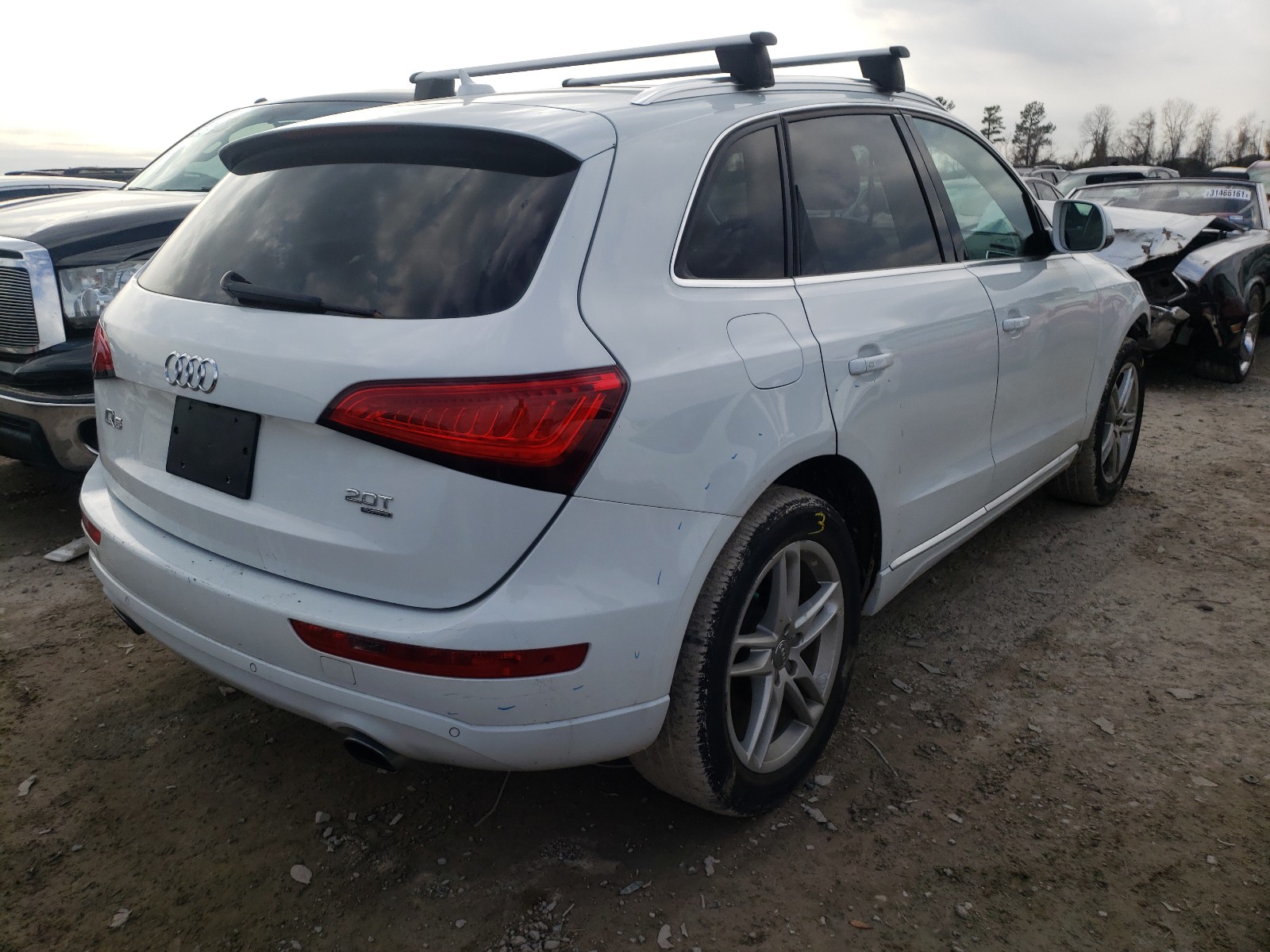 WA1LFAFP7EA075800  audi q5 premium 2014 IMG 3