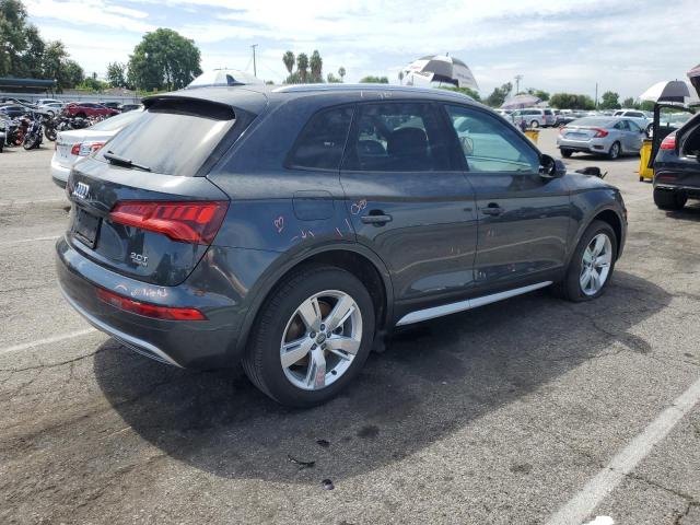 WA1ANAFY3J2078846  audi q5 premium 2018 IMG 2