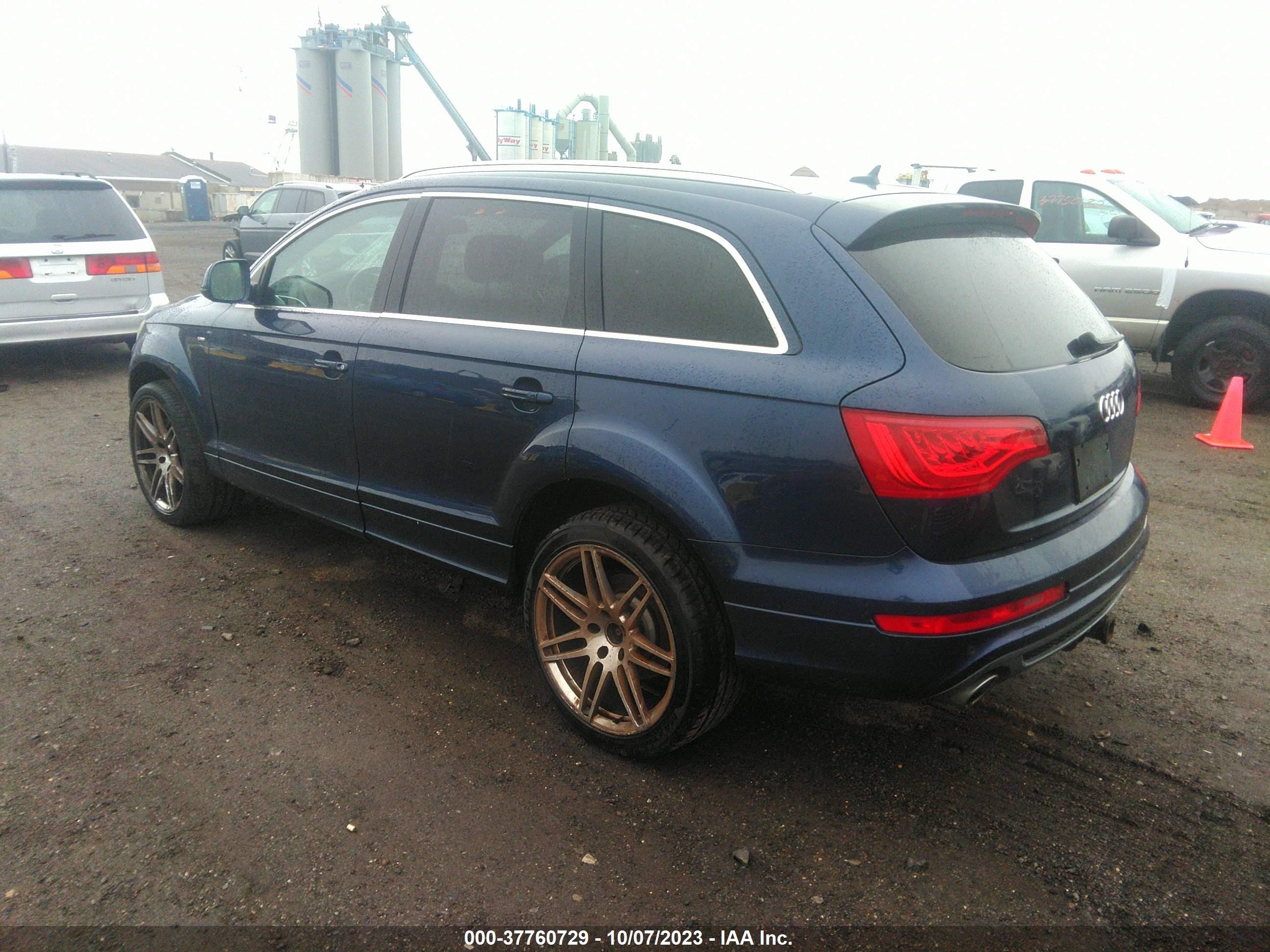 WA1WMAFE3BD002600  audi q7 2011 IMG 2