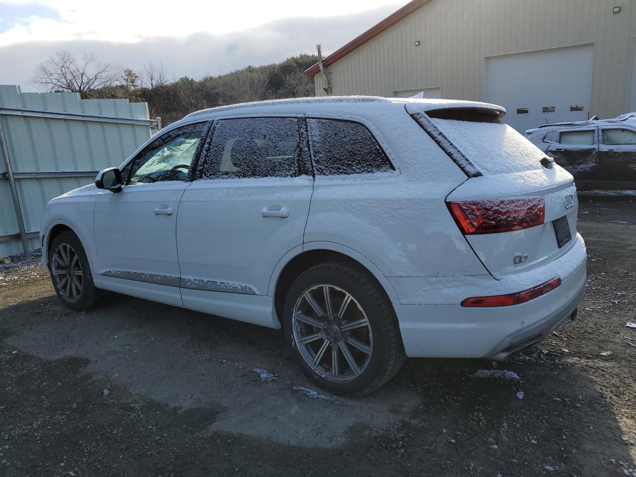 WA1LAAF71HD002116  audi q7 2017 IMG 1