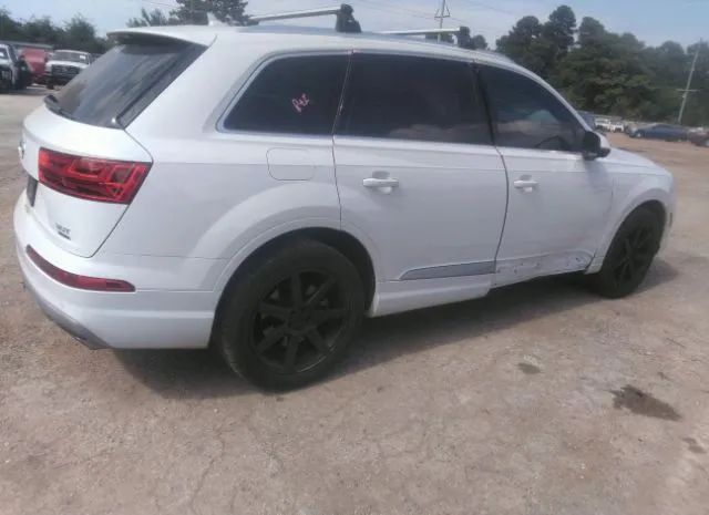 WA1LAAF75HD003169  audi q7 2017 IMG 3