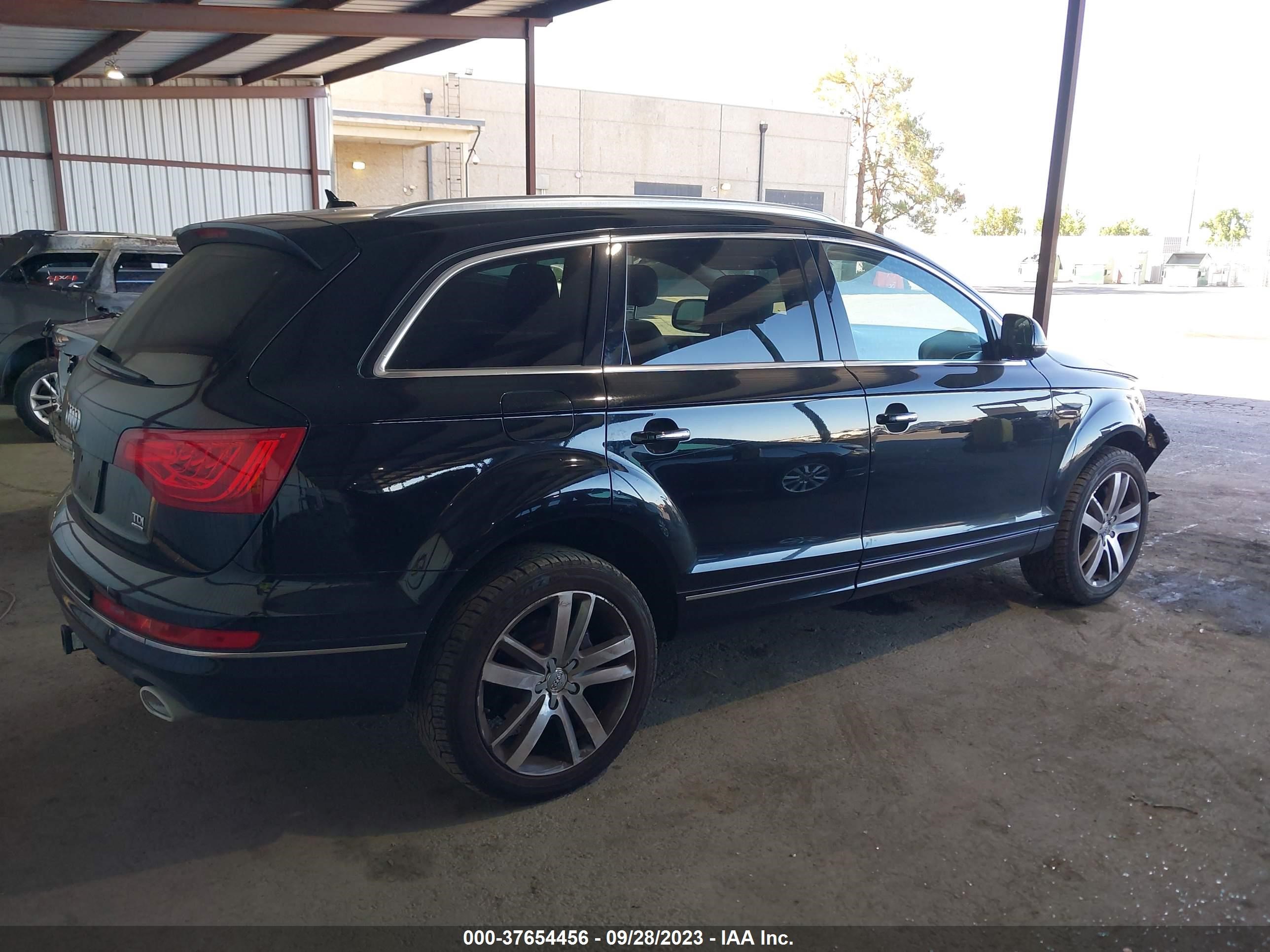 WA1LMAFE1FD020909  audi q7 2015 IMG 3