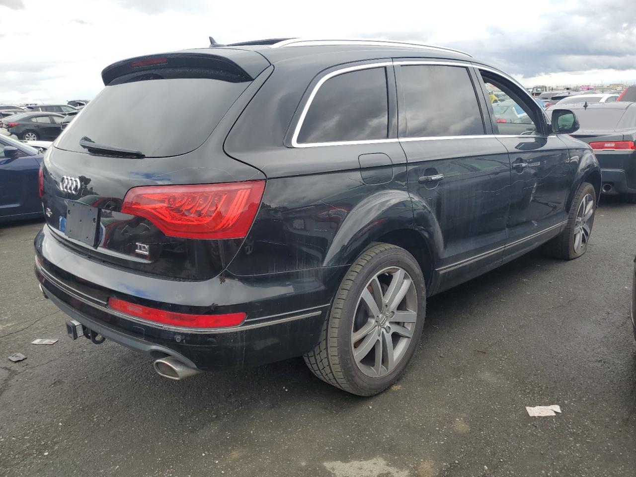 WA1LMAFE3FD032463  audi q7 2015 IMG 2