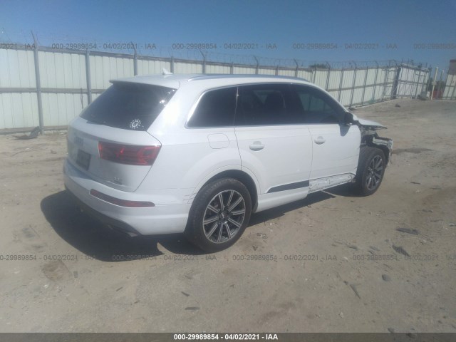 WA1VAAF75HD002824  audi q7 2017 IMG 3