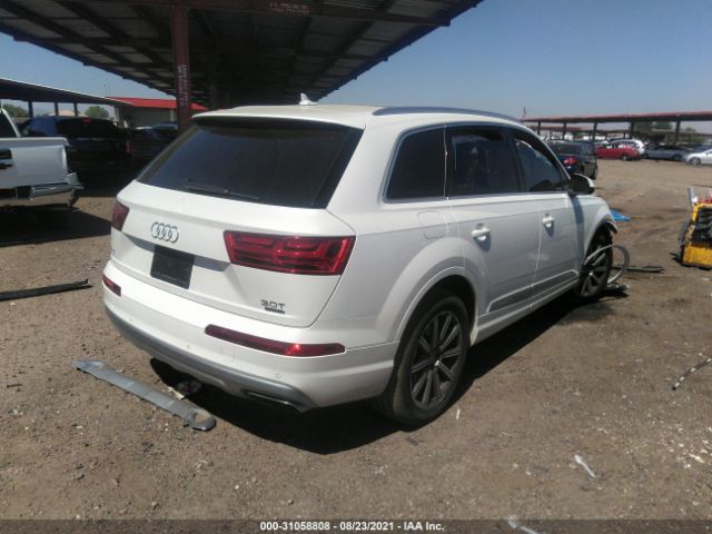 WA1AAAF71HD033244  audi q7 2017 IMG 3