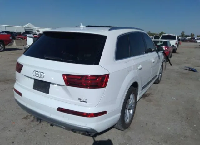 WA1AAAF78HD010401  audi q7 2017 IMG 3