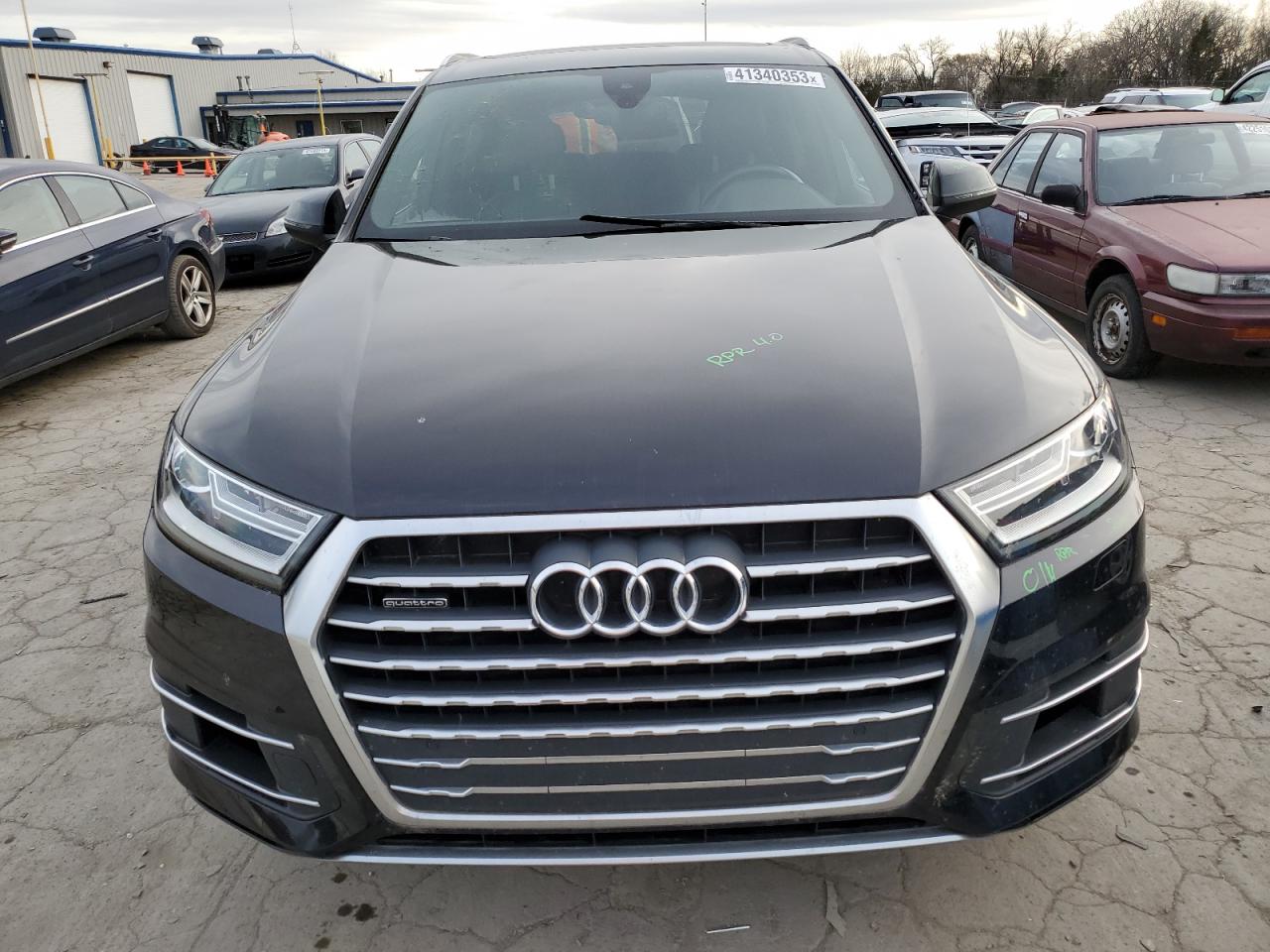 WA1LAAF70HD033163  audi q7 2017 IMG 4