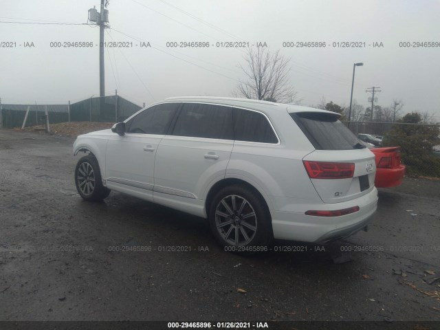 WA1LAAF70HD035897  audi q7 2017 IMG 2