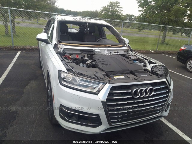 WA1LAAF72HD005624  audi q7 2017 IMG 5