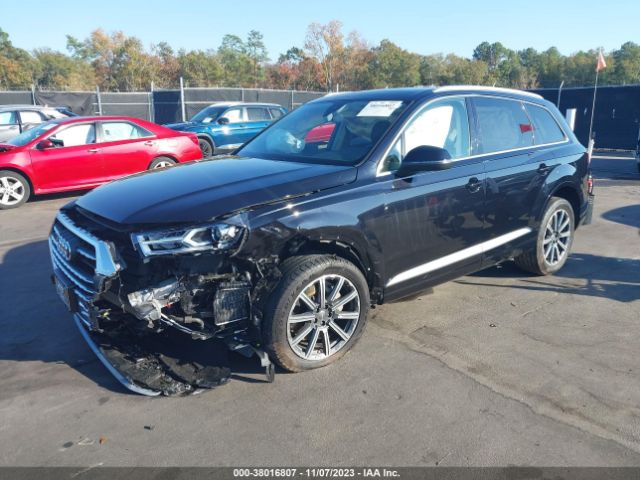 WA1LAAF72HD006806  audi q7 2017 IMG 1