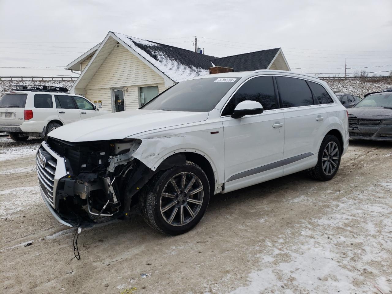 WA1LAAF72HD026408  audi q7 2016 IMG 0