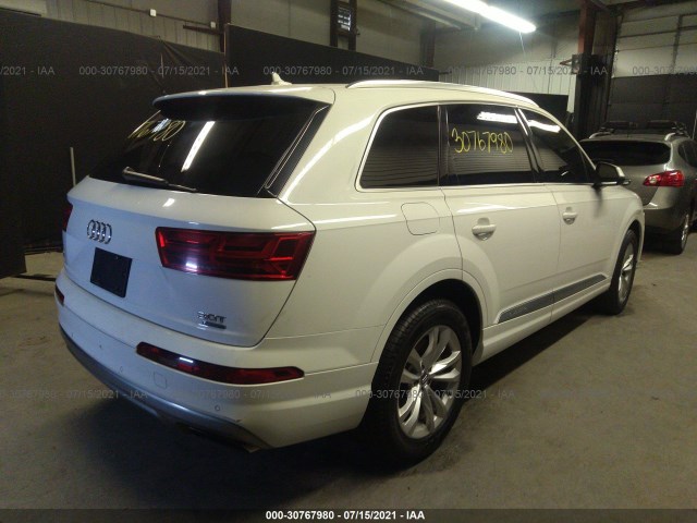 WA1LAAF73HD011576  audi q7 2017 IMG 3