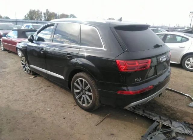 WA1LAAF73HD013876  audi q7 2017 IMG 2