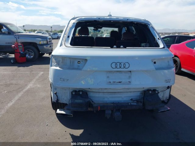 WA1LAAF73HD031522  audi q7 2017 IMG 5