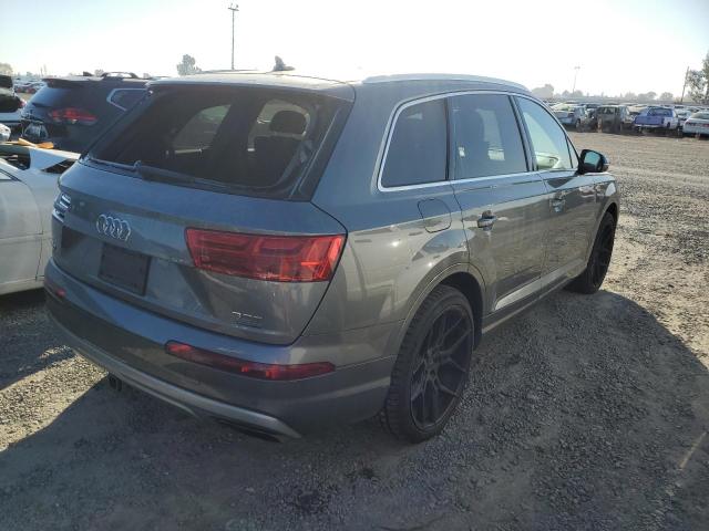 WA1LAAF74HD024529  audi q7 2017 IMG 2