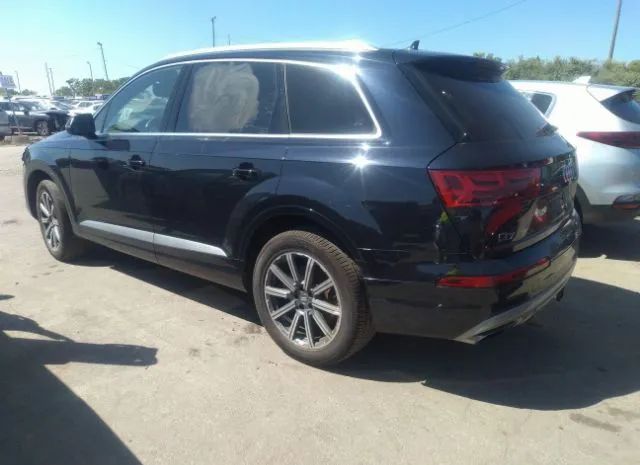 WA1LAAF74HD032839  audi q7 2017 IMG 2