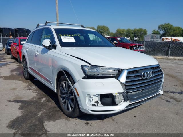 WA1LAAF75HD013359  audi q7 2017 IMG 0