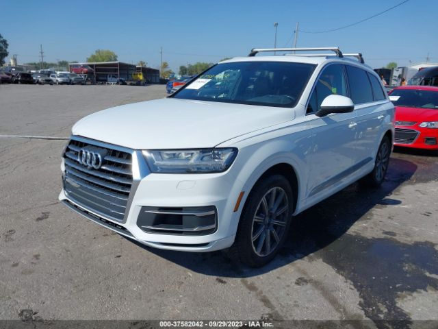 WA1LAAF75HD013359  audi q7 2017 IMG 1