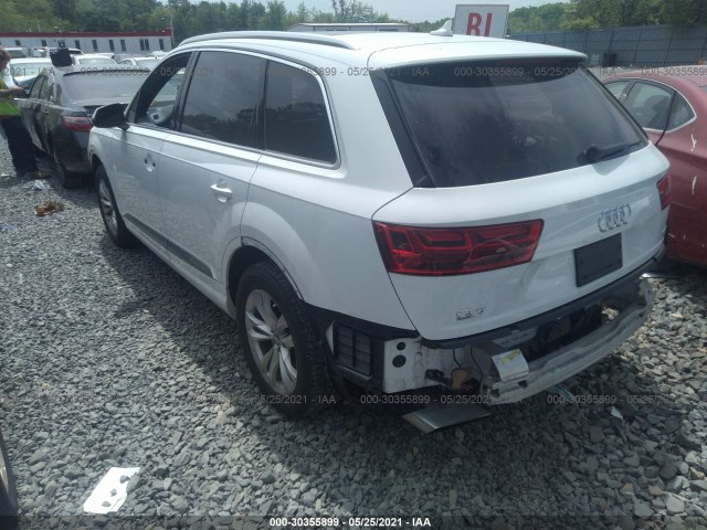 WA1LAAF75HD013832  audi q7 2017 IMG 2