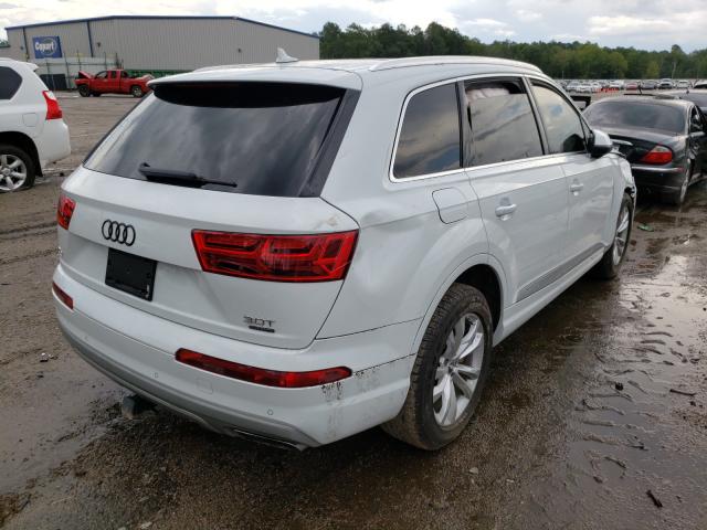 WA1LAAF76HD030171  audi  2017 IMG 3