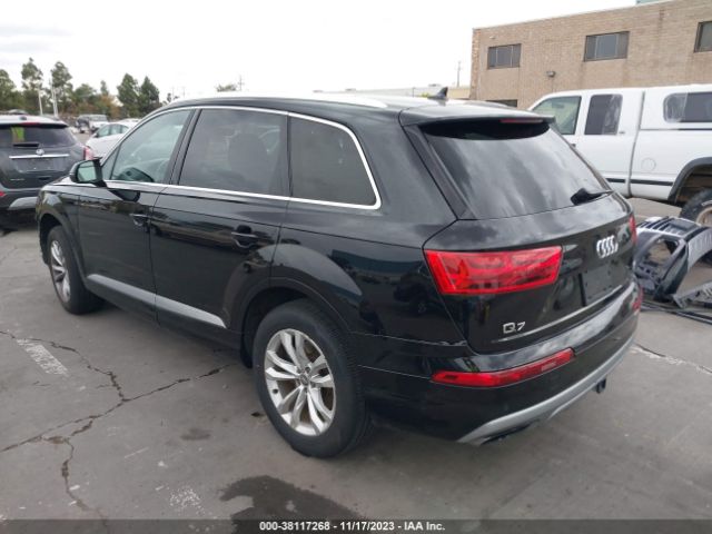 WA1LAAF77HD026078  audi q7 2017 IMG 2