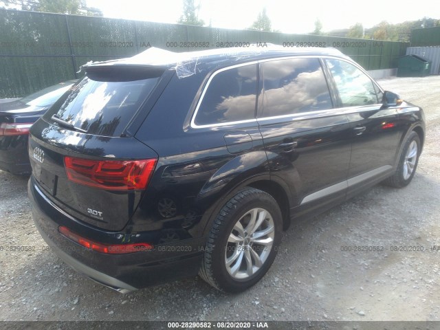 WA1LAAF78HD008589  audi q7 2017 IMG 3