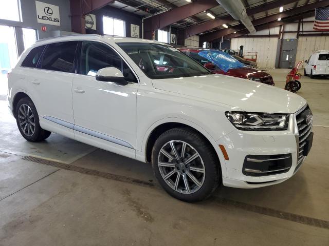 WA1LAAF78HD016420  audi q7 2016 IMG 3