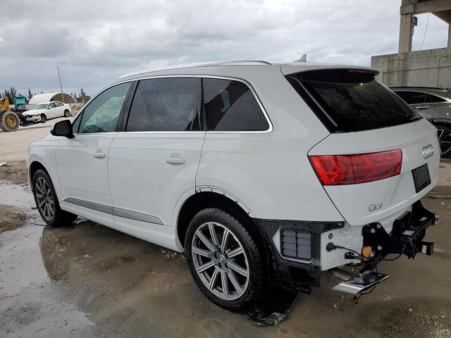 WA1LAAF79HD032478  audi q7 2017 IMG 1