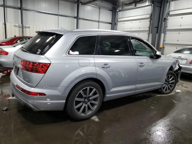 WA1LAAF7XHD007329  audi q7 2017 IMG 2