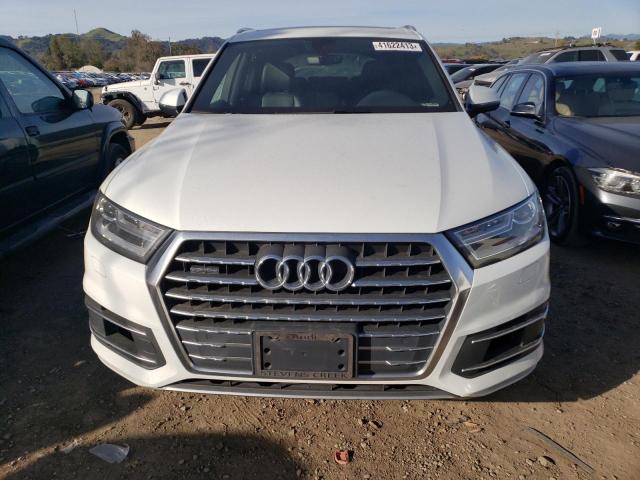 WA1LAAF7XHD015754  audi  2017 IMG 4