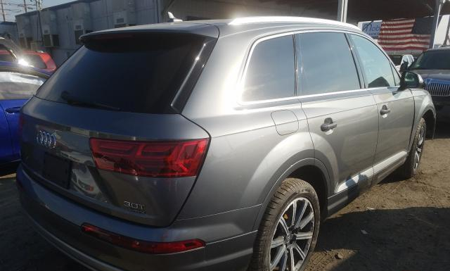 WA1LAAF7XHD022137  audi q7 2017 IMG 3