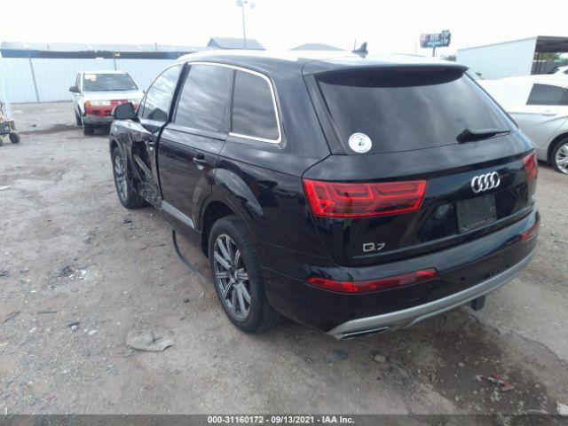 WA1LAAF7XHD040380  audi q7 2017 IMG 2