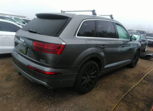 WA1LABF73HD009767  audi q7 2017 IMG 3