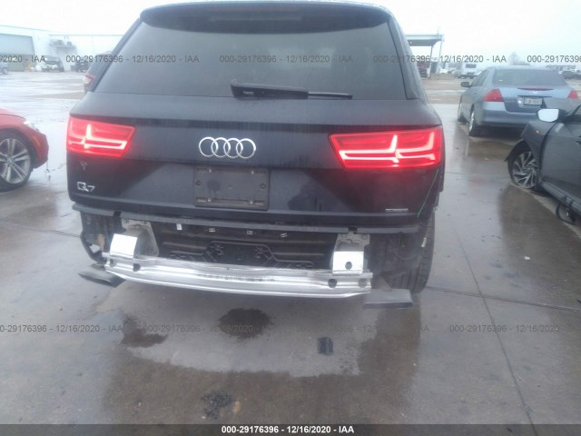 WA1LHAF70HD038570  audi q7 2017 IMG 5