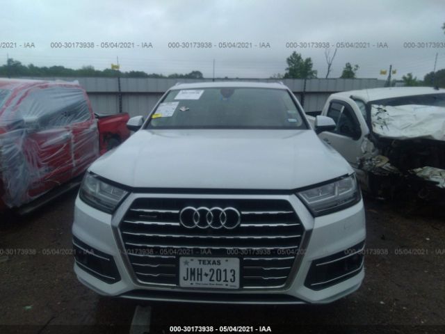 WA1LHAF74HD039513  audi q7 2017 IMG 5